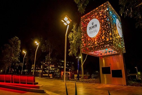 Deakin Business School 